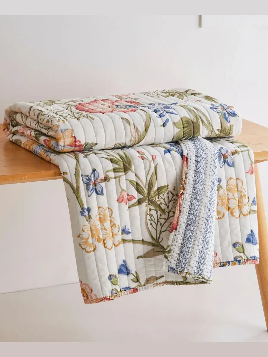 Двустороннее стеганое покрывало Maileen, 127 x 152 см Levtex — изображение 2 из 5, мульти