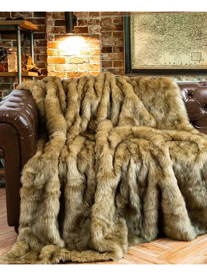 Роскошное плед из искусственного меха с кончиками, 50 x 60 дюймов Battilo