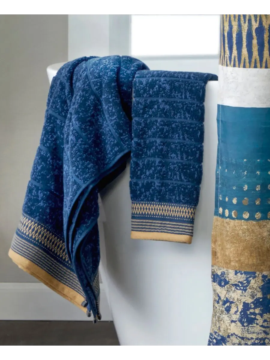 Хлопковое банное полотенце Juxtapose, 50 x 27 дюймов SKL Home, Ink, Bath Towels — изображение 4 из 5, чернильный