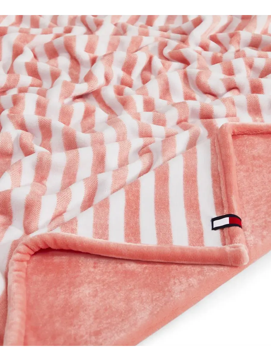 Плюшевый плед Laguna Beach в полоску, 178 x 127 см Tommy Hilfiger — изображение 2 из 5, белый/коралловый/розовый