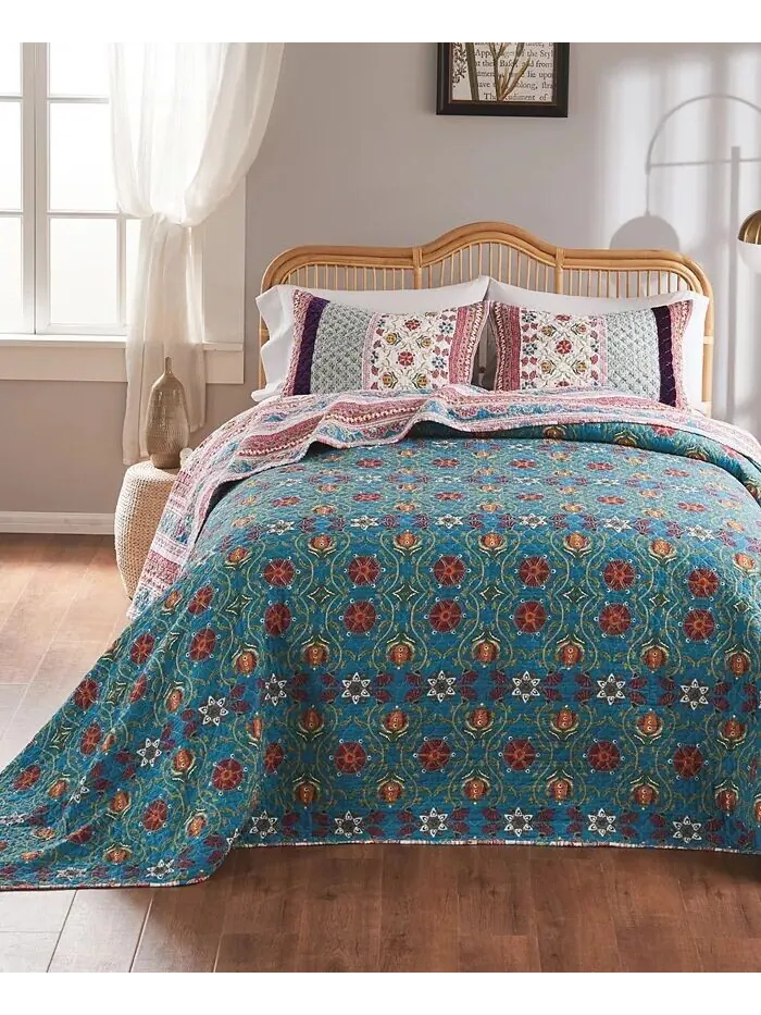 Коллекция хлопкового покрывала с бархатным декором в стиле бохо Thalia Greenland Home Fashions — изображение 2 из 4, мульти