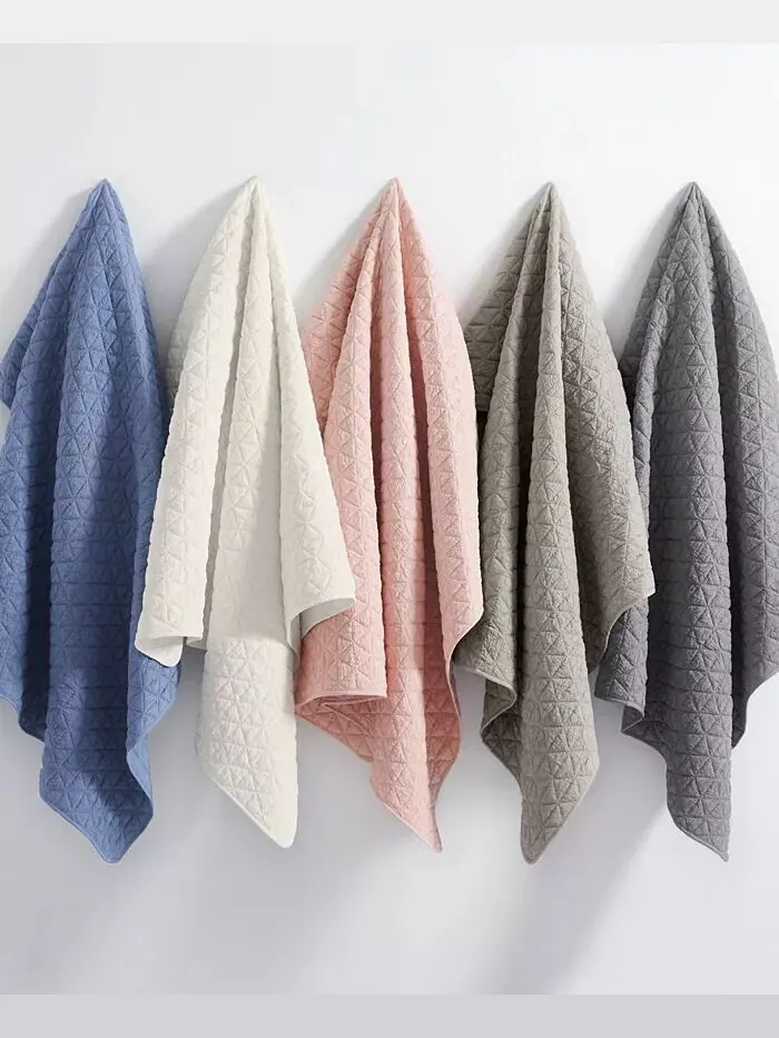 Двусторонний стеганый плед Homthreads Rowan, 50 x 60 дюймов Levtex — изображение 10 из 12, розовый