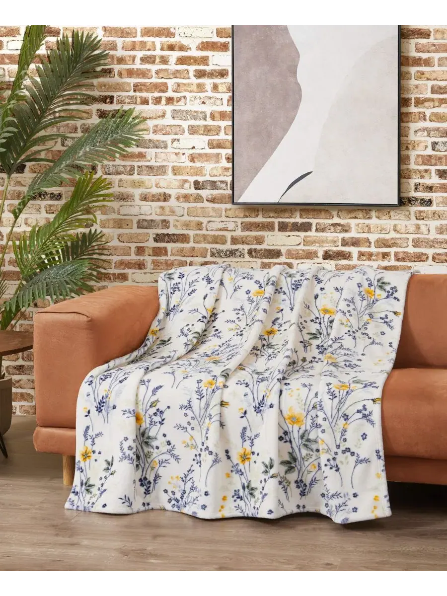 Плед из флиса Wildflower Plush, 127 x 178 см Lucky Brand — изображение 4 из 6, желтый