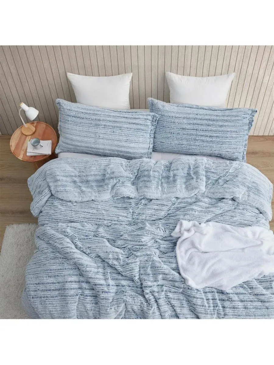 Комплект стеганого одеяла с плюшем, Oversized Comforter Set Coma Inducer — изображение 2 из 6, темно-синий