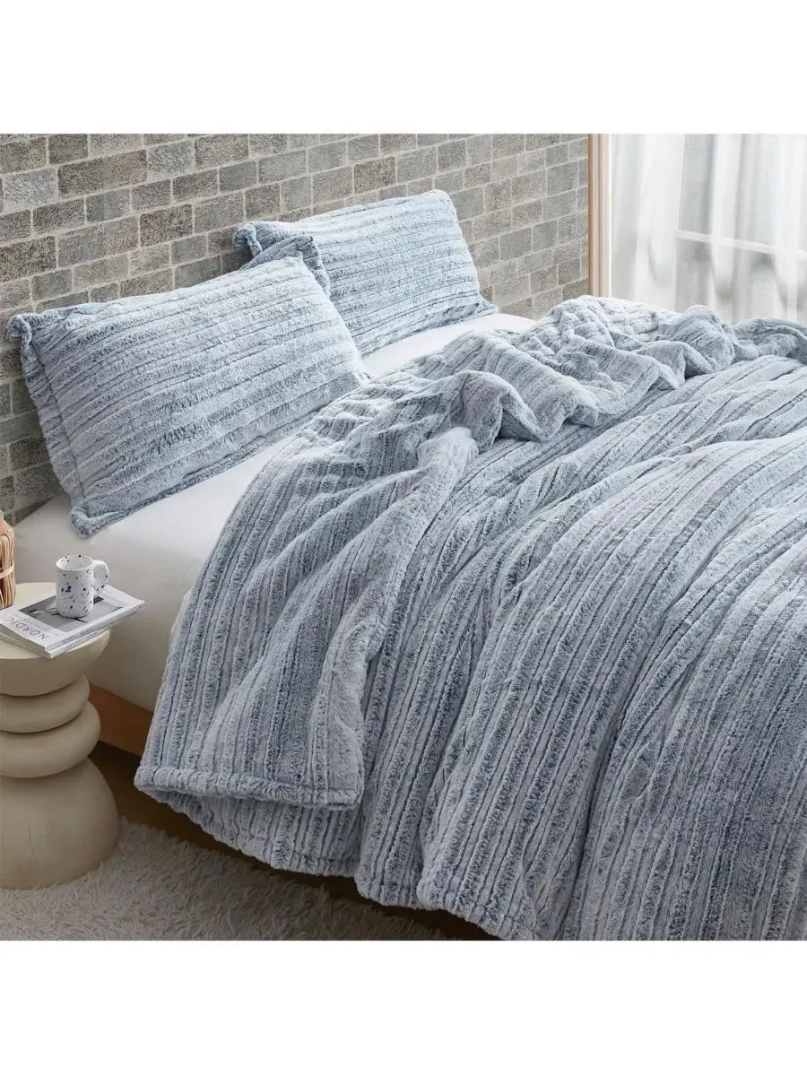 Комплект стеганого одеяла с плюшем, Oversized Comforter Set Coma Inducer — изображение 4 из 6, темно-синий