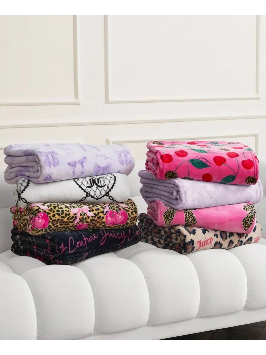 Большой плед из плюша с принтом, 152 x 178 см Juicy Couture — изображение 7 из 7, фиолетовый