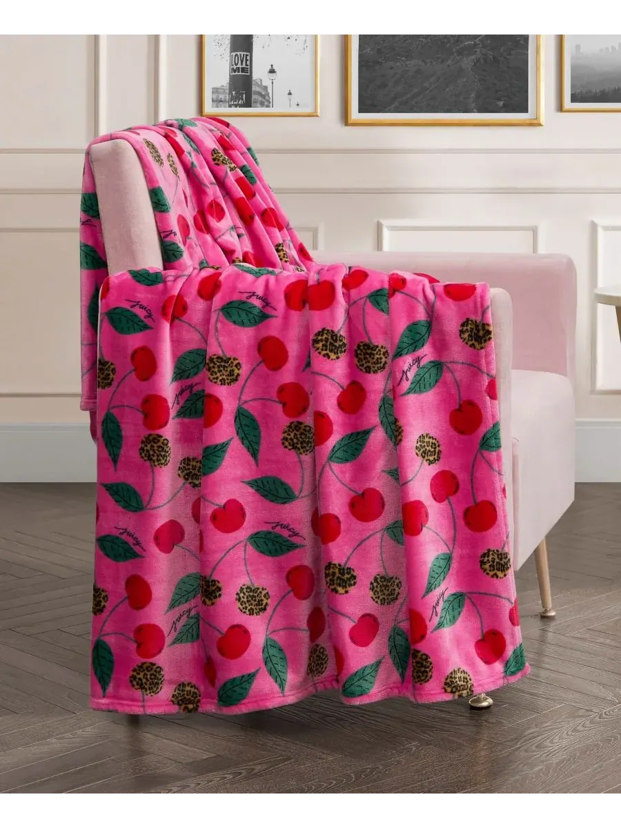Большой плед из плюша с принтом, 152 x 178 см Juicy Couture — изображение 2 из 7, розовый/вишневый