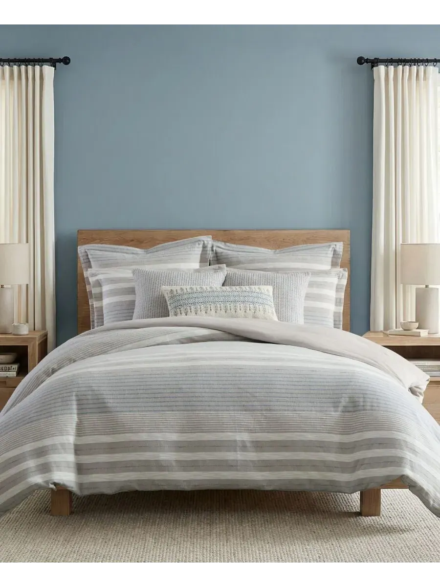 Комплект стеганого покрывала Hawthorn Stripes Reversible 3-Piece, King/California King Levtex Home — изображение 3 из 6