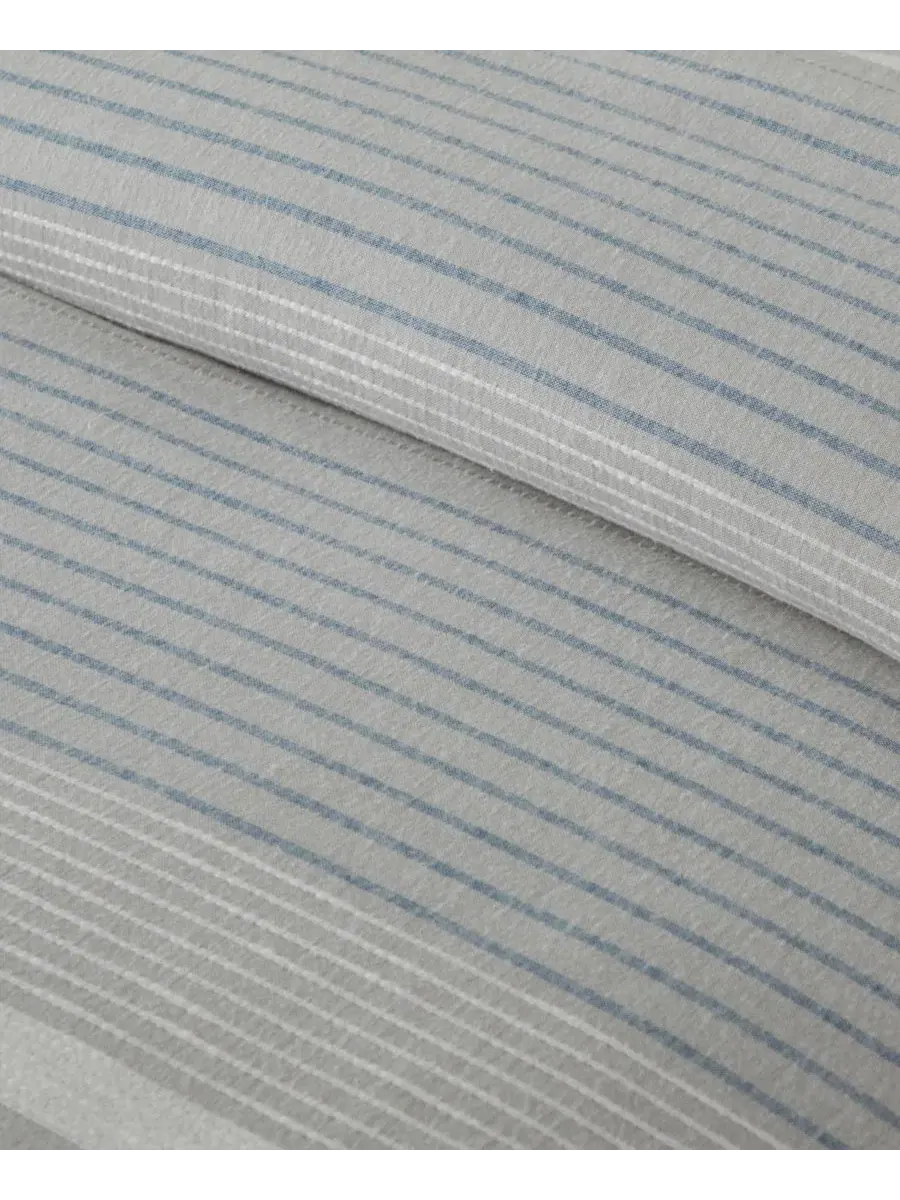 Комплект стеганого покрывала Hawthorn Stripes Reversible 3-Piece, King/California King Levtex Home — изображение 5 из 6