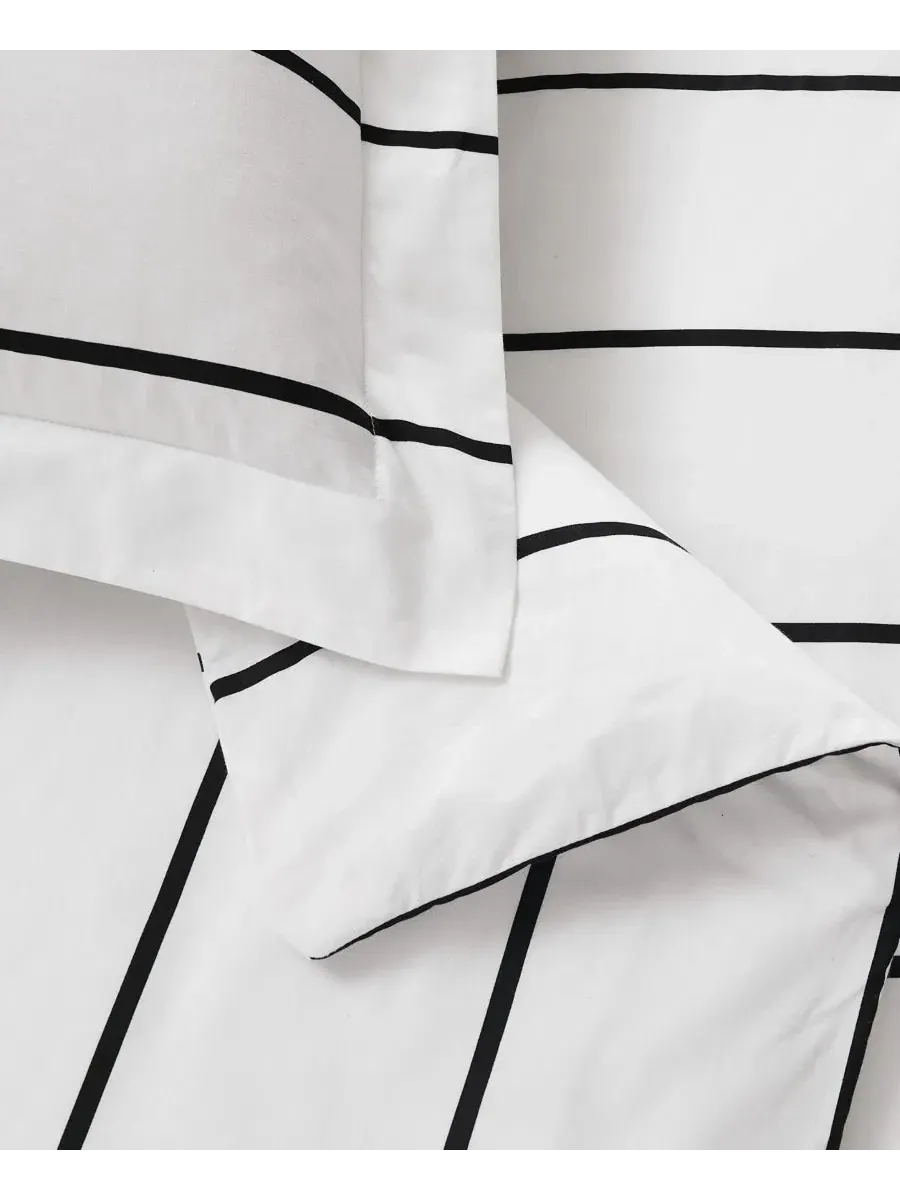 Комплект стеганого одеяла Hayward Stripe Brooklyn Loom — изображение 5 из 5, белый черный