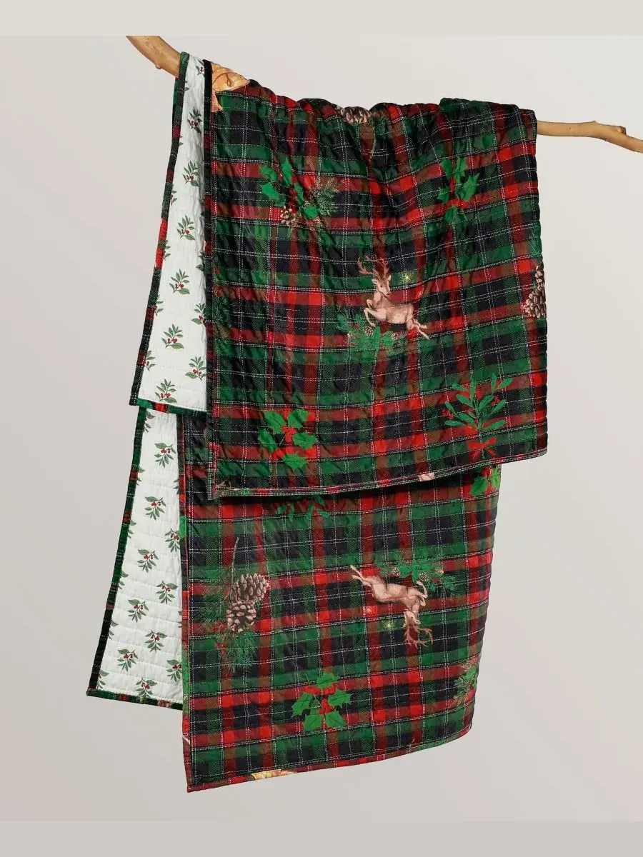 Плед двусторонний с рождественским принтом Merry Tartan Levtex Home — изображение 3 из 5, зеленый