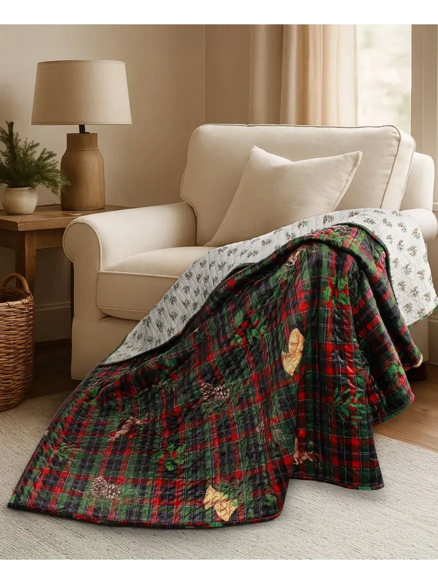 Плед двусторонний с рождественским принтом Merry Tartan Levtex Home — изображение 5 из 5, зеленый