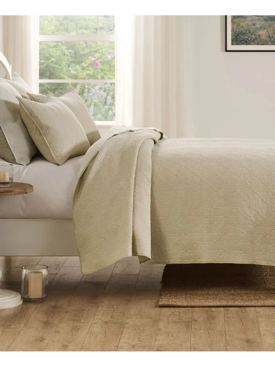 Комплект стеганого покрывала Harper Jacquard-Woven Reversible 3-Piece Greenland Home Fashions — изображение 6 из 7, тауп