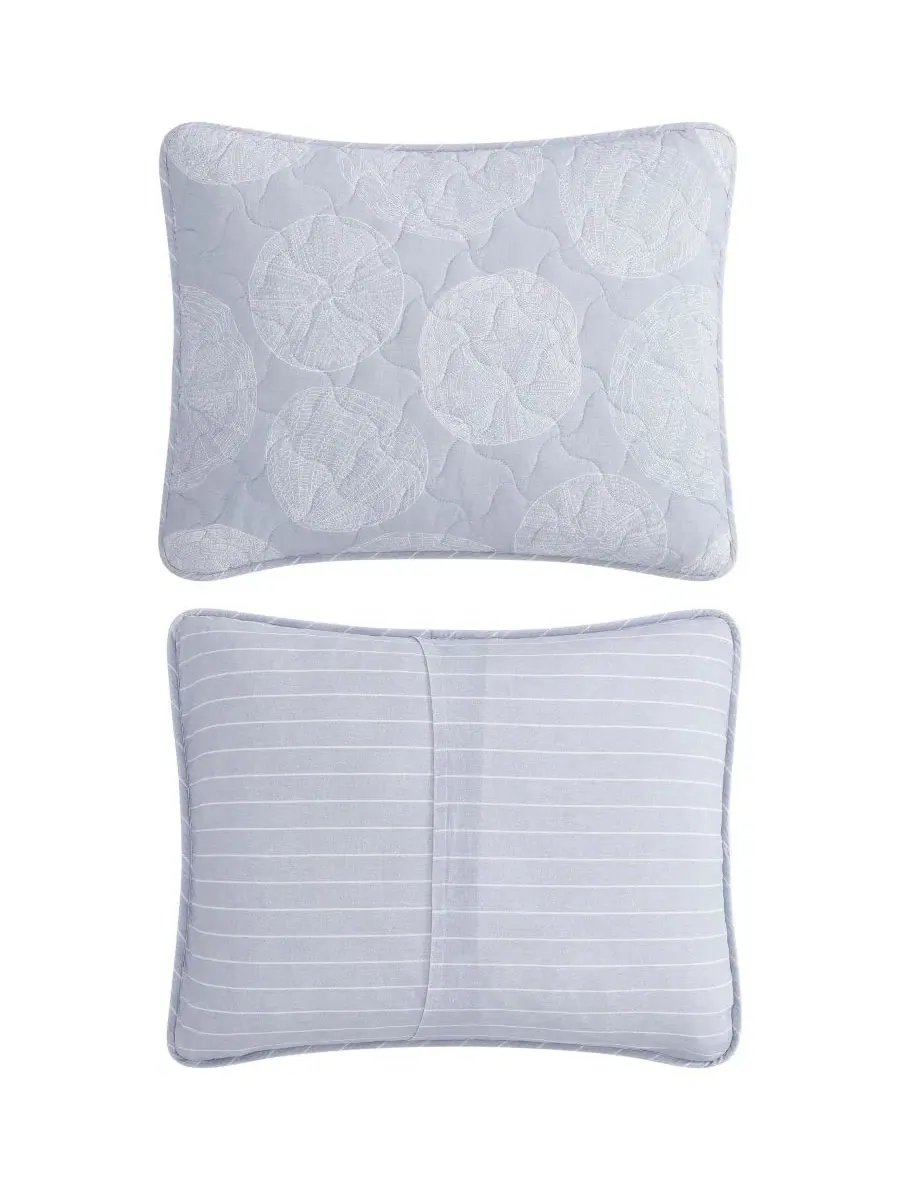 Комплект стеганого покрывала Ocean Island Cotton Reversible 3-Pc. Quilt Set Tommy Bahama Home — изображение 7 из 8, синий