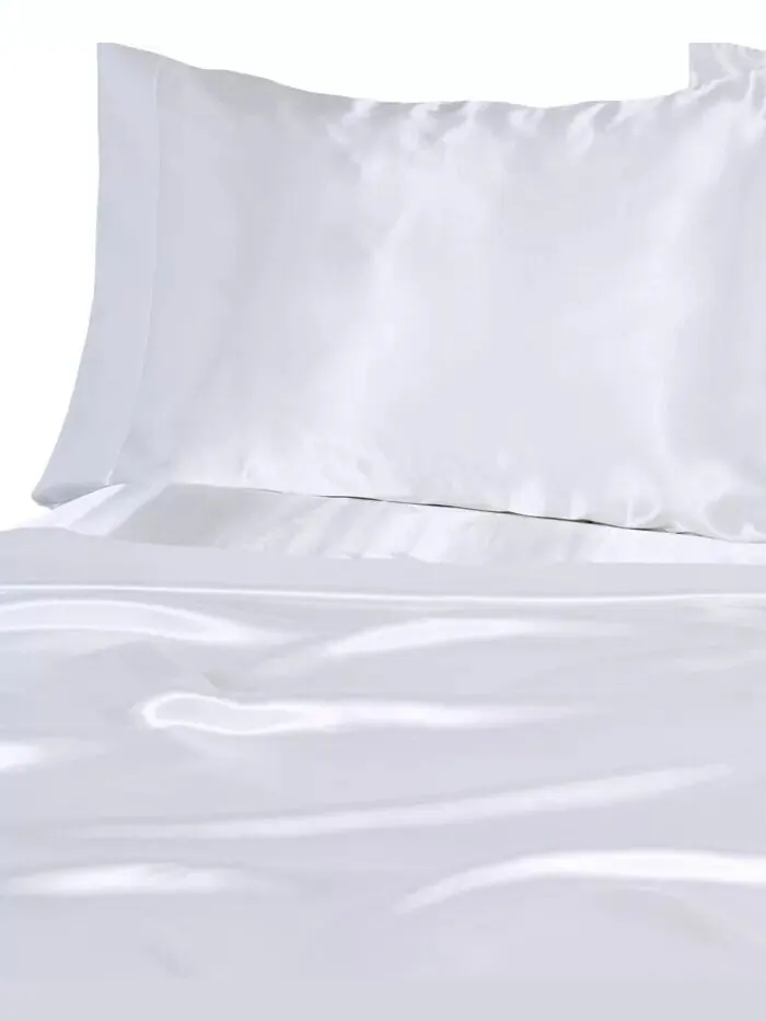 Роскошные наборы атласных простыней Beatrice Home Fashions