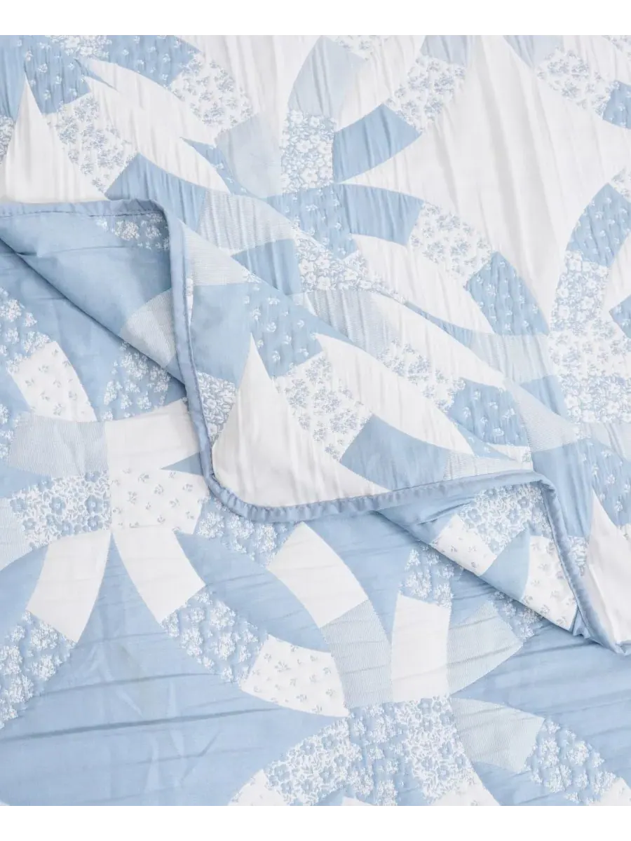 Двустороннее жаккардовое покрывало «Обручальное кольцо», 127 x 152 см Greenland Home Fashions — изображение 3 из 6, синий