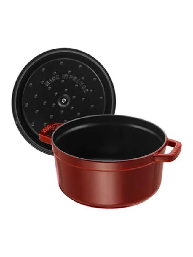 Круглая чугунная кокотница Staub, 30 см, 8.35 л, гранатовый — изображение 4 из 6, гренадин
