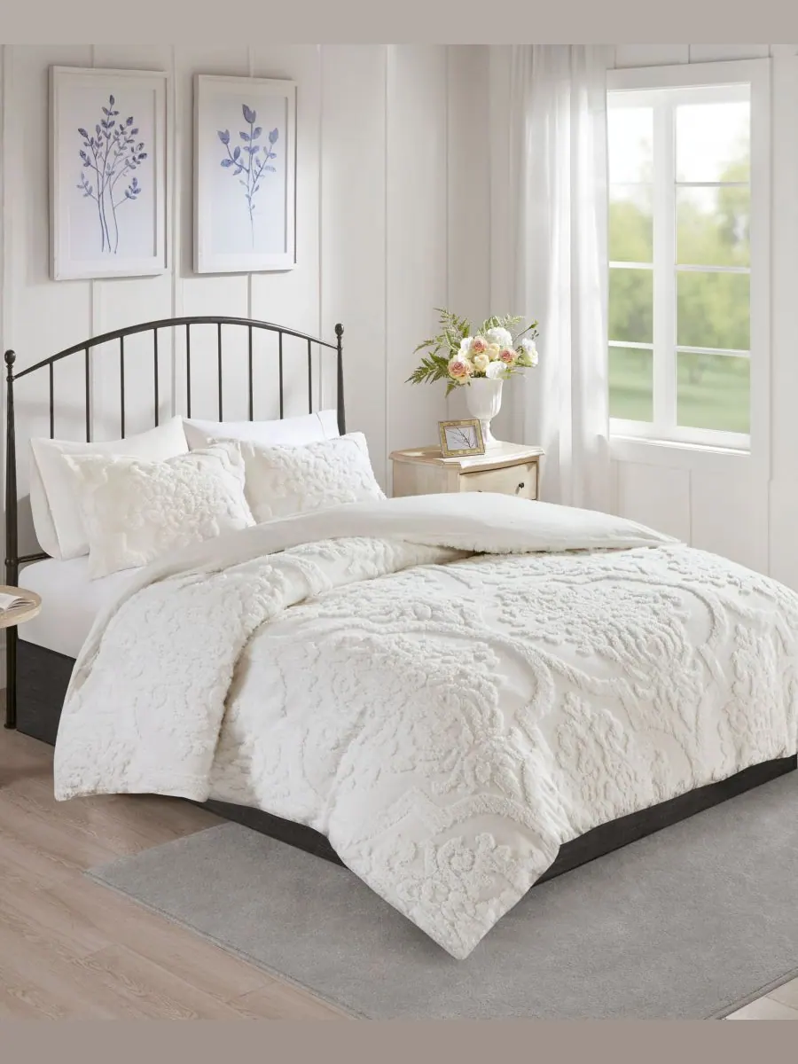Комплект постельного белья viola damask tufted из 3 предметов, размер full/queen. Madison Park — изображение 2 из 9, белый