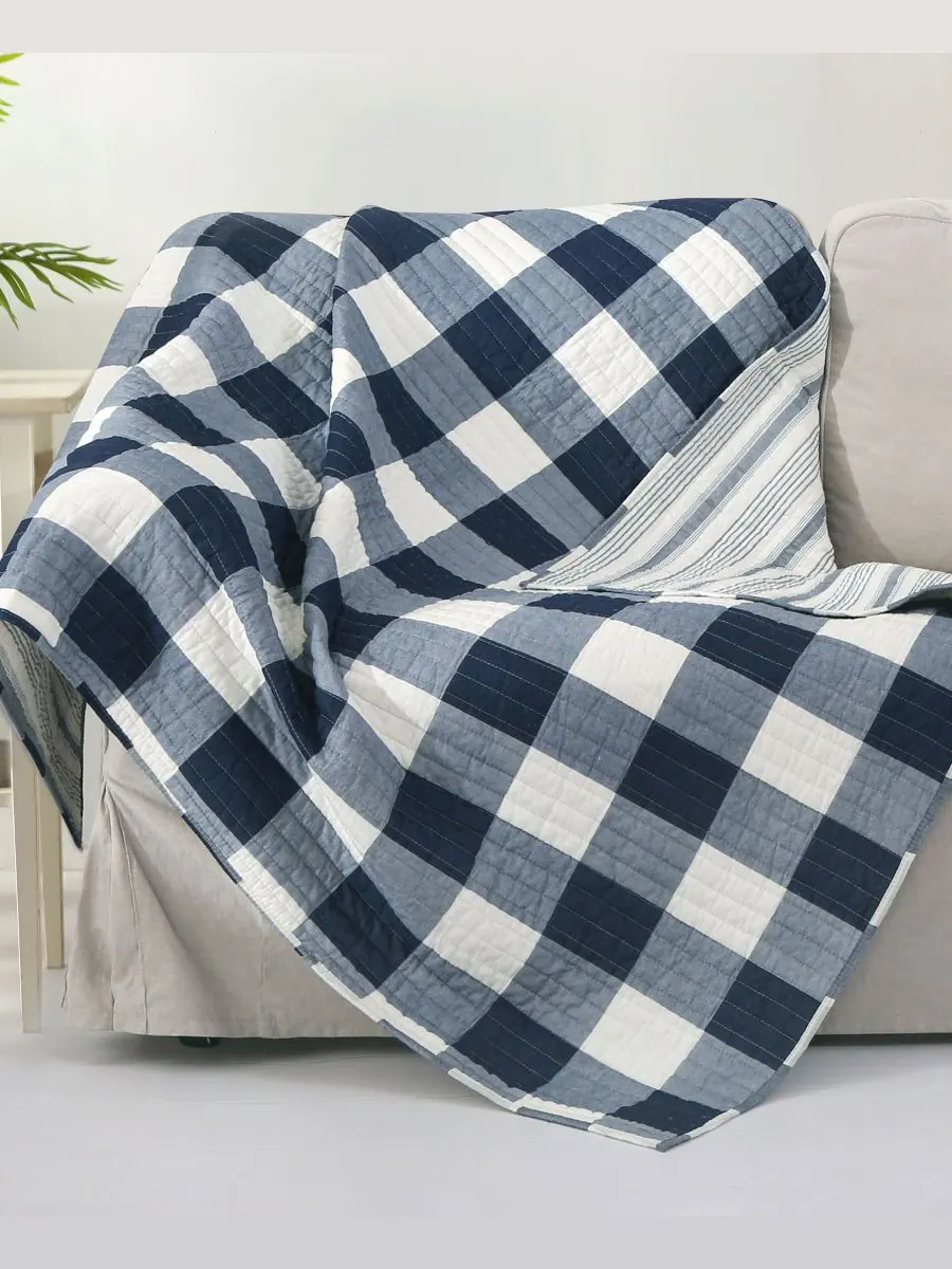 Двустороннее стеганое покрывало Camden Buffalo Check, 50 x 60 дюймов Levtex