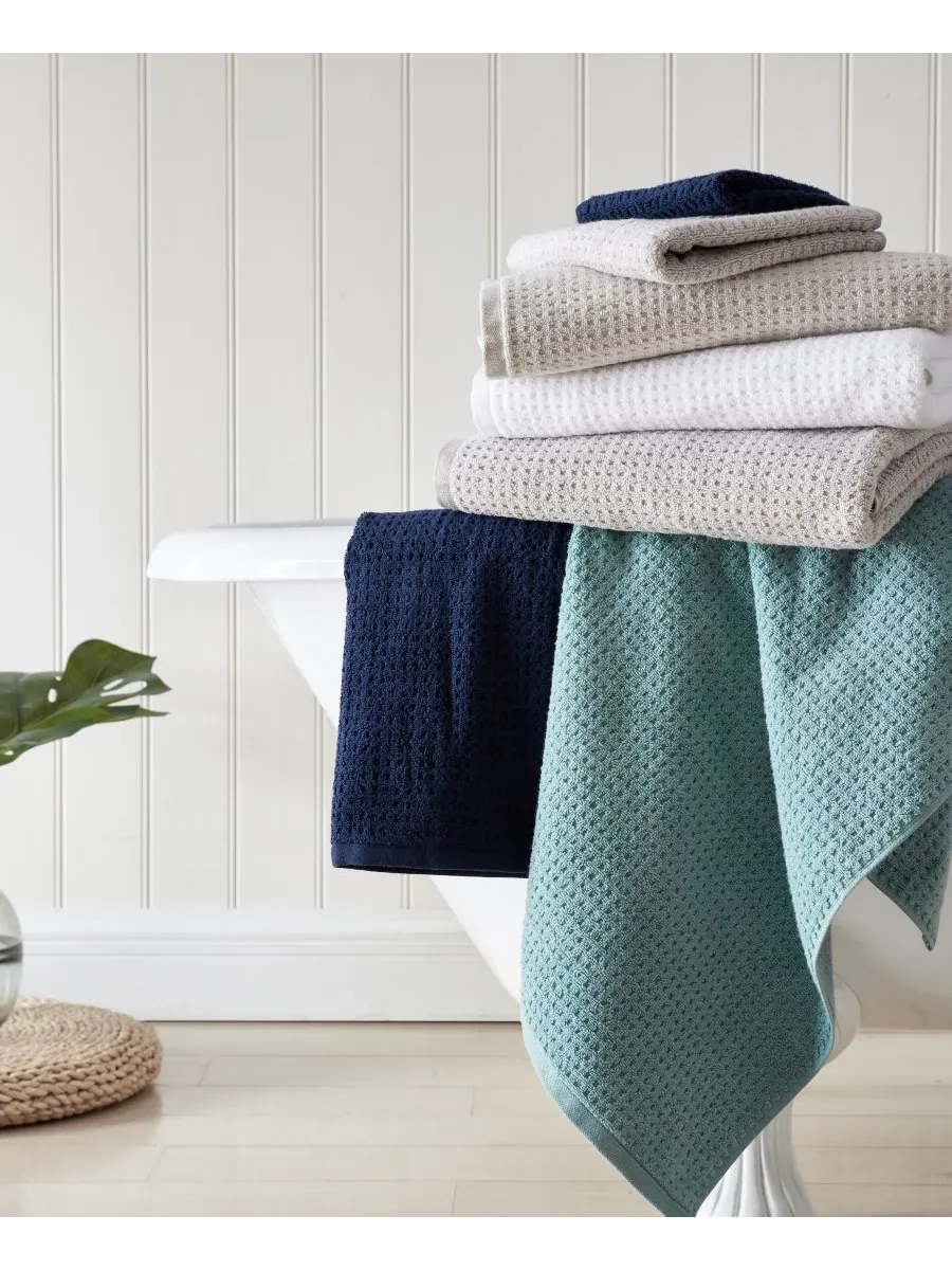 Набор быстросохнущих полотенец Northern Pacific, 6 штук Tommy Bahama Home — изображение 3 из 4, дюна