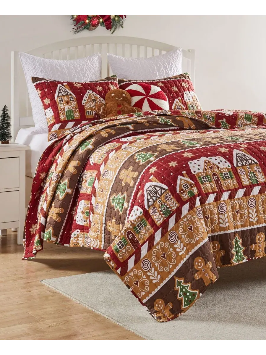 Комплект стеганого покрывала Gingerbread Lane Holiday, 3 предмета, Full/Queen Greenland Home — изображение 3 из 5, красный