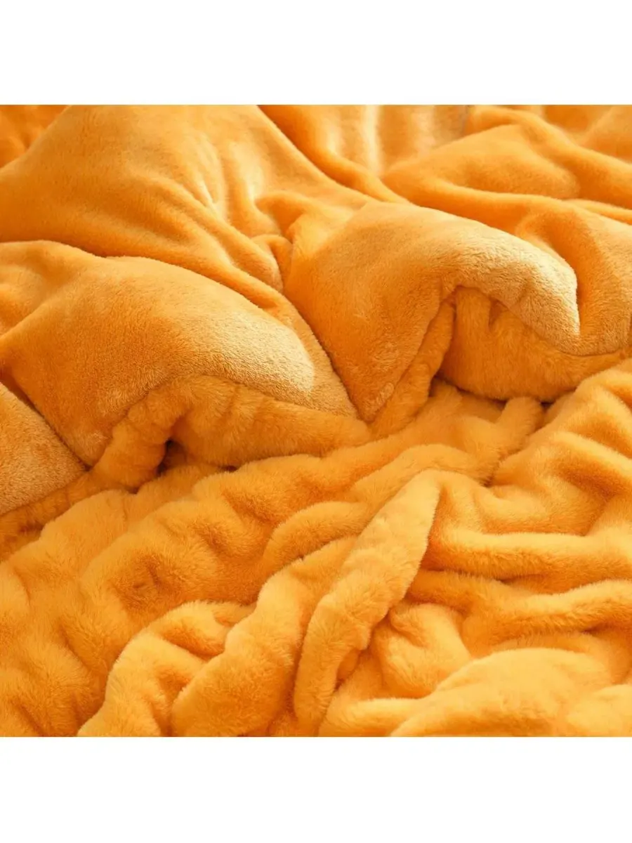 Одеяло-комфортер из искусственного меха Wrinkle Rolls Chunky Bunny Coma Inducer, Cheddar Cheese — изображение 4 из 4