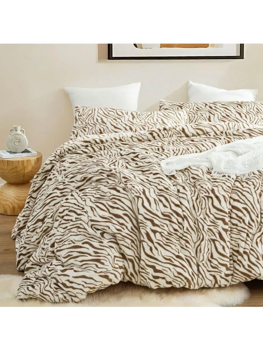 Уютный комплект постельного белья Serengeti Oversized Comforter Set Coma Inducer, Giraffe — изображение 2 из 4