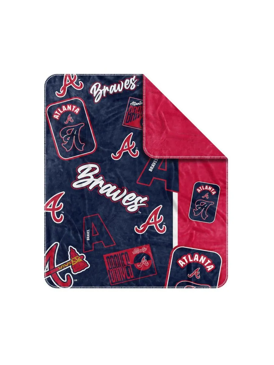 Плед Dream Weave с символикой команды Atlanta Braves, размер 50 x 60 дюймов Logo Brands — изображение 2 из 3, темно-синий