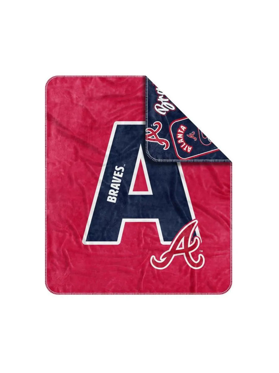 Плед Dream Weave с символикой команды Atlanta Braves, размер 50 x 60 дюймов Logo Brands — изображение 3 из 3, темно-синий