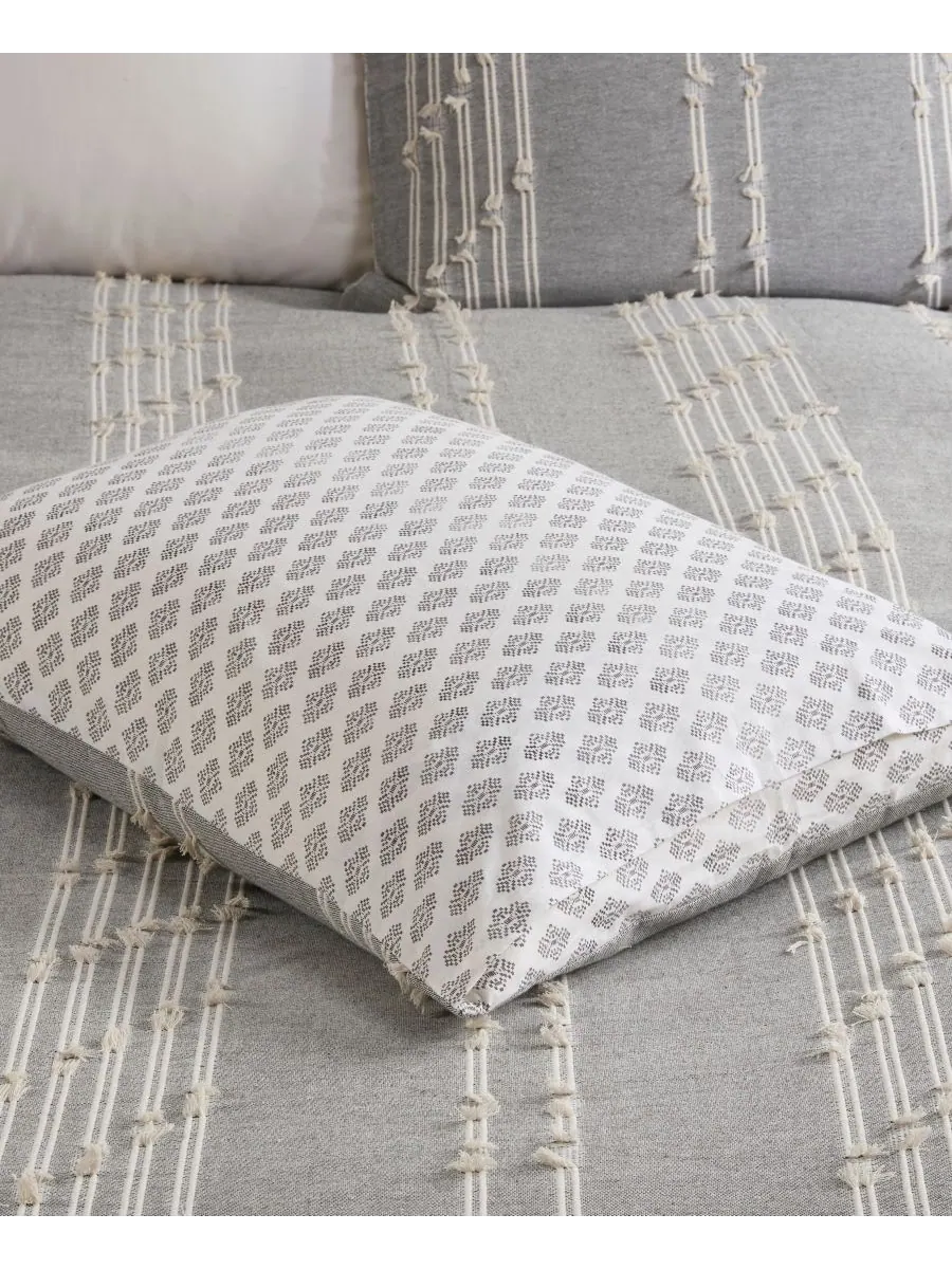 Комплект постельного белья Kara Jacquard из 3 предметов, размер Full/Queen INK+IVY — изображение 5 из 8, серый