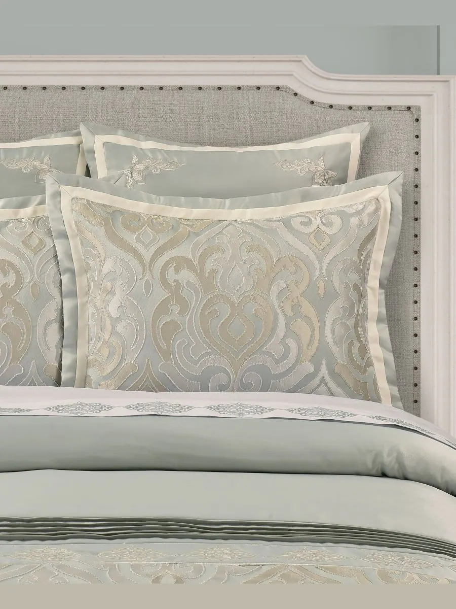 Комплект постельного белья Calmfield Damask из 3 предметов, размер Full/Queen Royal Court — изображение 3 из 5, голубой