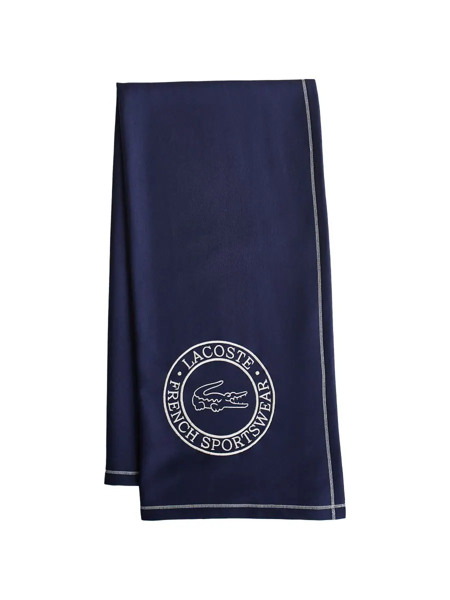 Хлопковый плед Lacoste Sportswear, 50 x 70 дюймов Lacoste Home — изображение 1 из 3, темно-синий