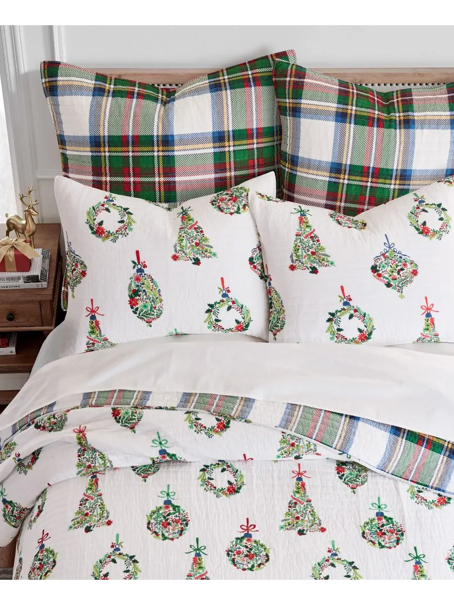 Двусторонний комплект постельного белья Festive Baubles (2 предмета), размер Twin/Twin XL Levtex — изображение 5 из 6, мульти