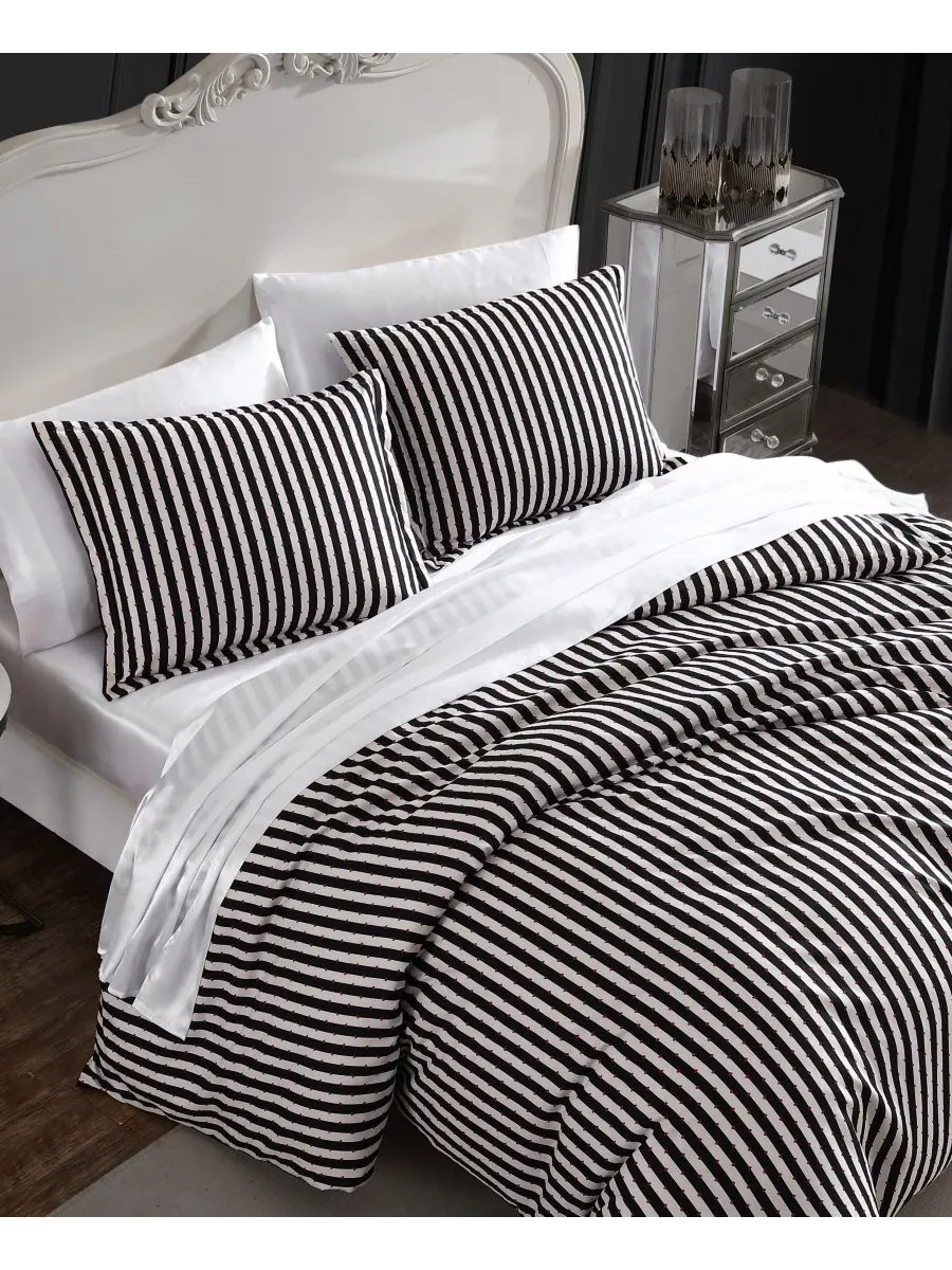 Комплект постельного белья Wonderland Stripe из 3 предметов, размер Full/Queen Betsey Johnson — изображение 3 из 6, черный