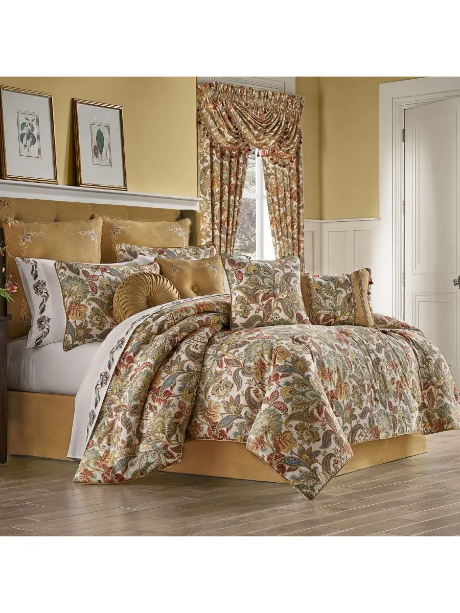 Комплект постельного белья August из 4 предметов, размер King Five Queens Court