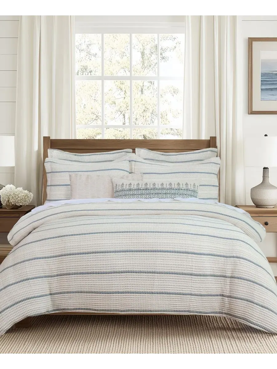 Комплект наволочек Waffle Stripe 2-Piece Sham Set, European Levtex Home — изображение 3 из 4, синий
