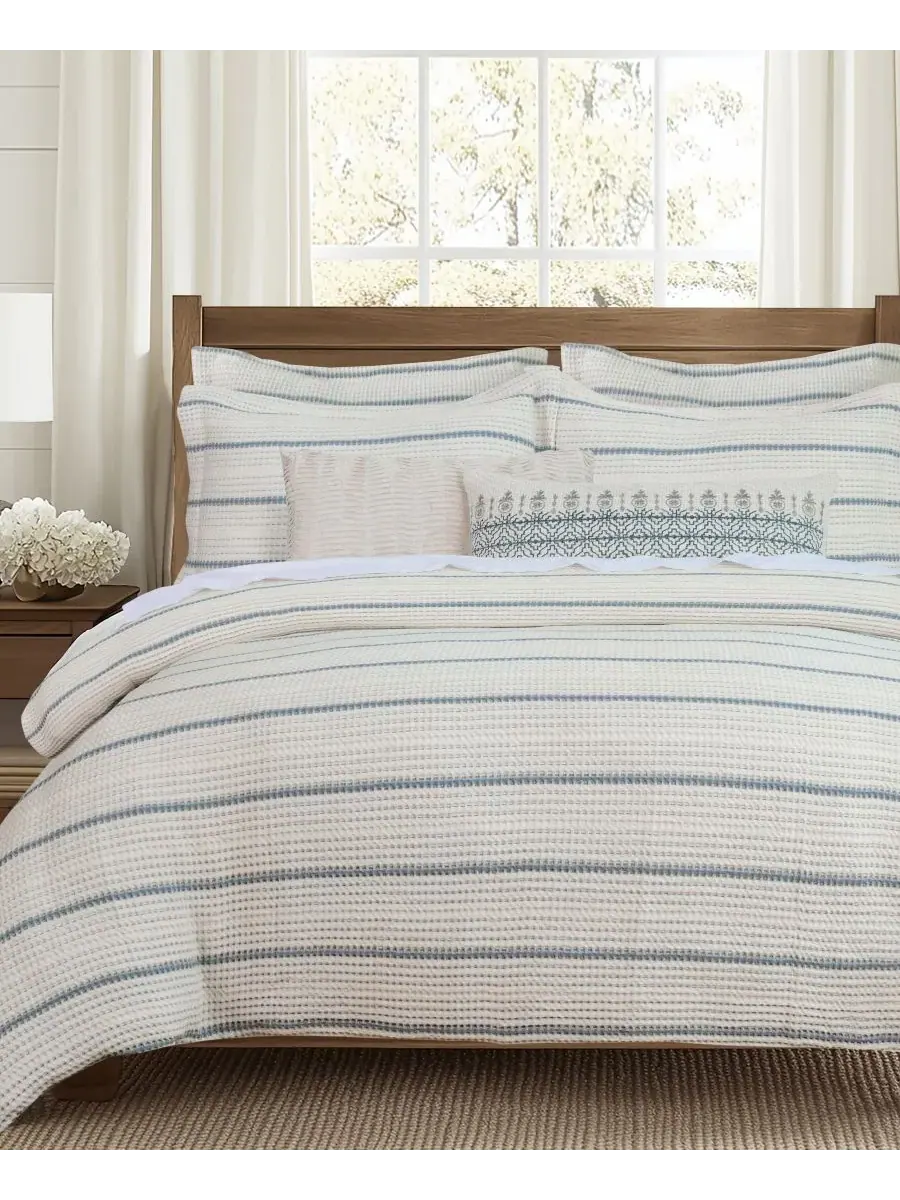 Комплект наволочек Waffle Stripe 2-Piece Sham Set, European Levtex Home — изображение 4 из 4, синий