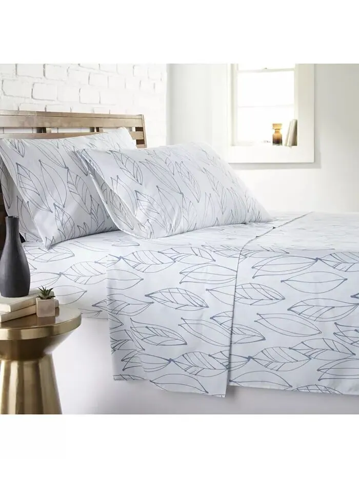 Ультрамягкие наборы простыней из 4 предметов Modern Foliage Southshore Fine Linens — изображение 2 из 2, белый