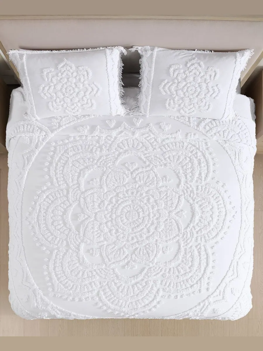 Легкая наволочка из синели lotus, стандартная. Beatrice Home Fashions — изображение 2 из 3, белый
