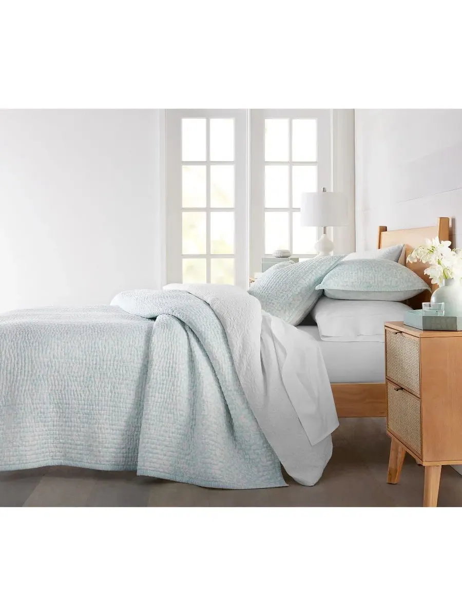 Комплект стеганых покрывал Leaf Silhouette Blue, King, 269 см x 234 см, хлопок Charter Club — изображение 6 из 7, синий