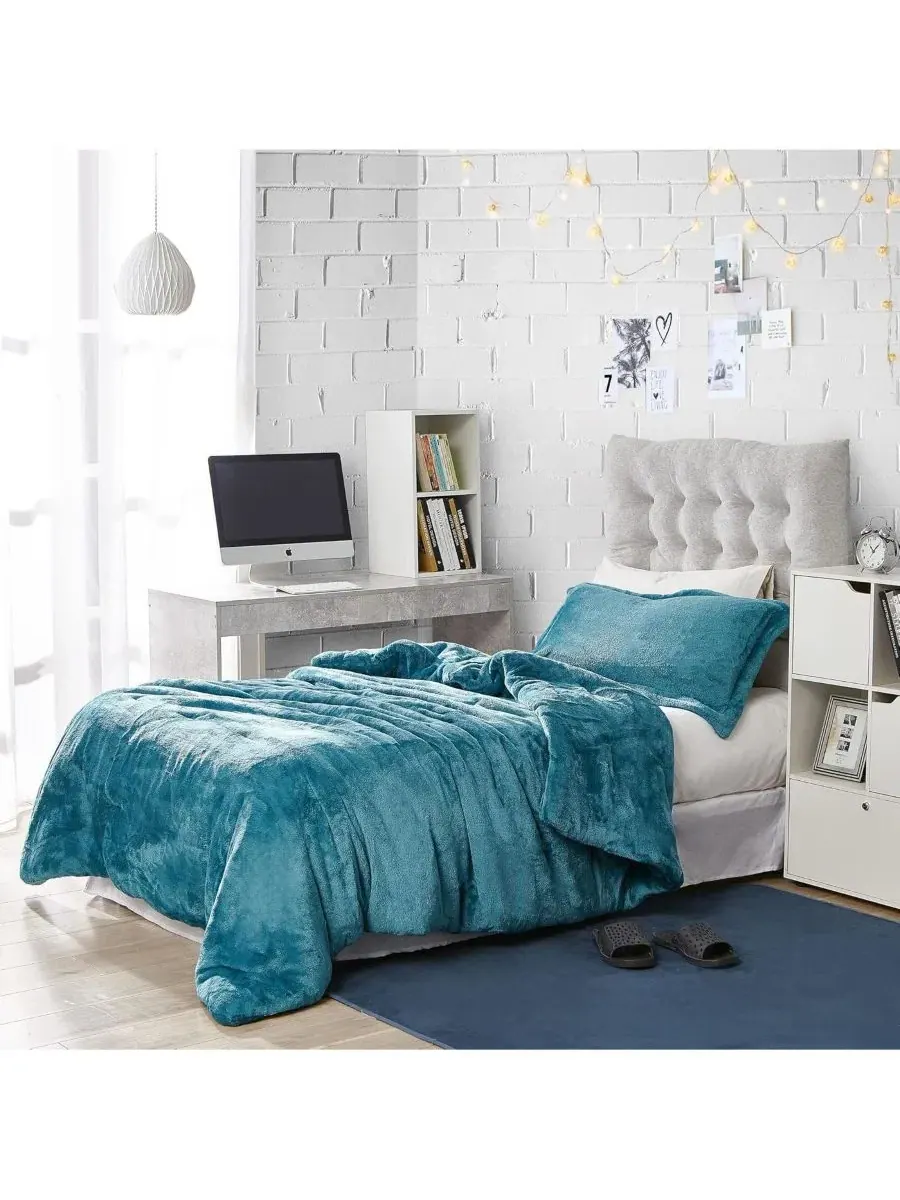 Комплект стеганого одеяла из кораллового флиса Me Sooo Comfy Coma Inducer — изображение 5 из 6, голубой