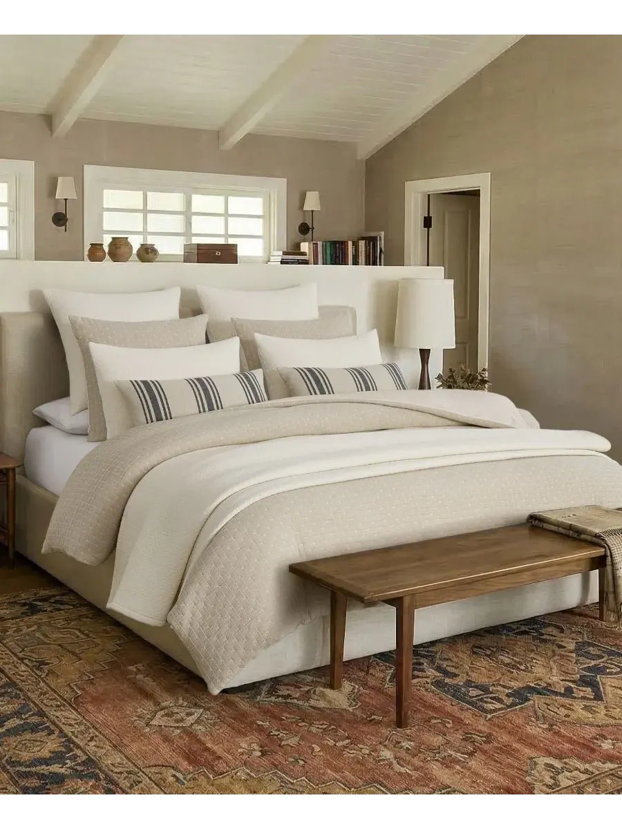 Стеганое одеяло Grace Reversible 3-Piece Quilt Set Levtex Home — изображение 3 из 6, бежевый