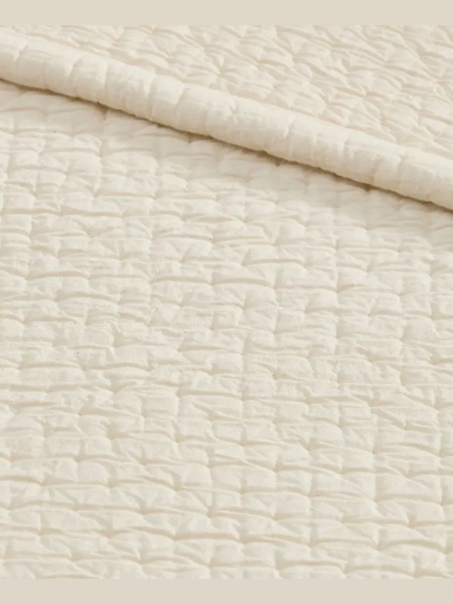 Стеганое одеяло Grace Reversible 3-Piece Quilt Set Levtex Home — изображение 6 из 6, бежевый