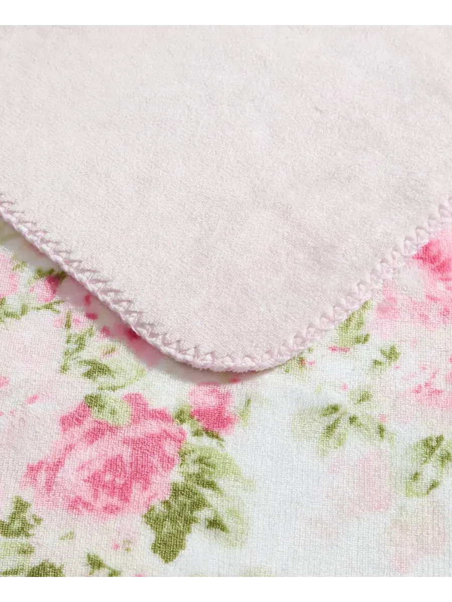 Плед флисовый двусторонний Ashfield Printed Plush Reversible Throw, 178 см × 127 см Laura Ashley — изображение 3 из 4