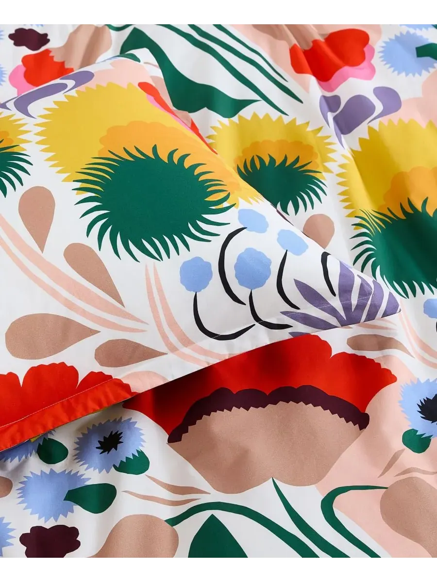 Комплект постельного белья Ojakellukka из хлопкового перкаля Marimekko, мультиколор, размер — изображение 5 из 10