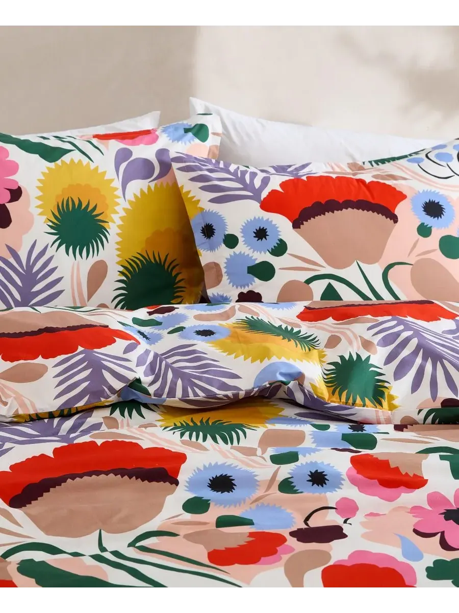Комплект постельного белья Ojakellukka из хлопкового перкаля Marimekko, мультиколор, размер — изображение 7 из 10