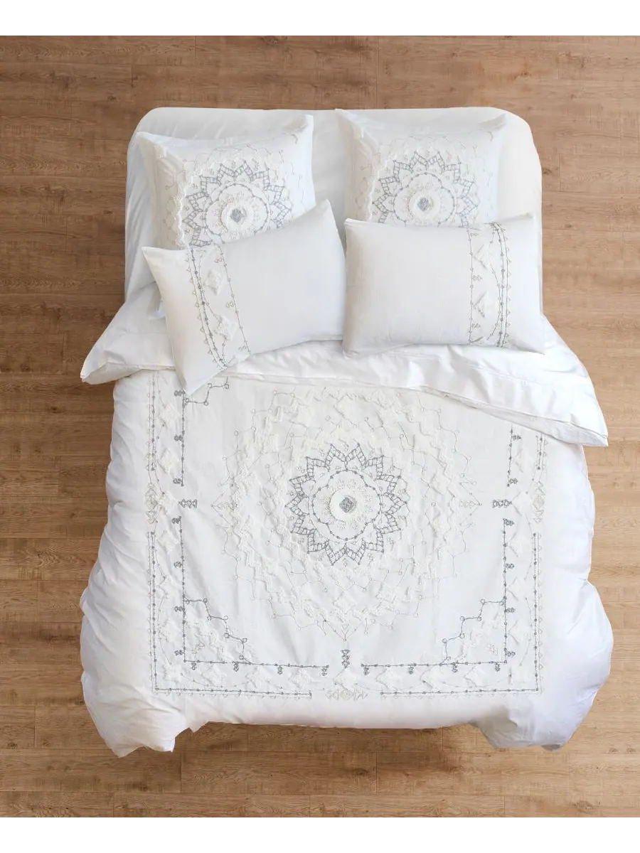 Комплект постельного белья Harleson Medallion, 2 предмета, размер Twin/Twin XL, с вышивкой — изображение 3 из 5, белый