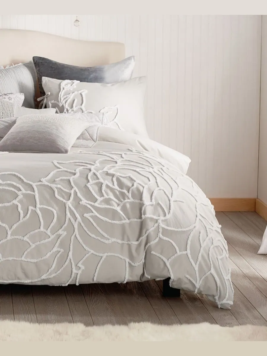 Комплект постельного белья Chenille Rose, 3 предмета, размер Full/Queen Peri Home — изображение 4 из 6, серый