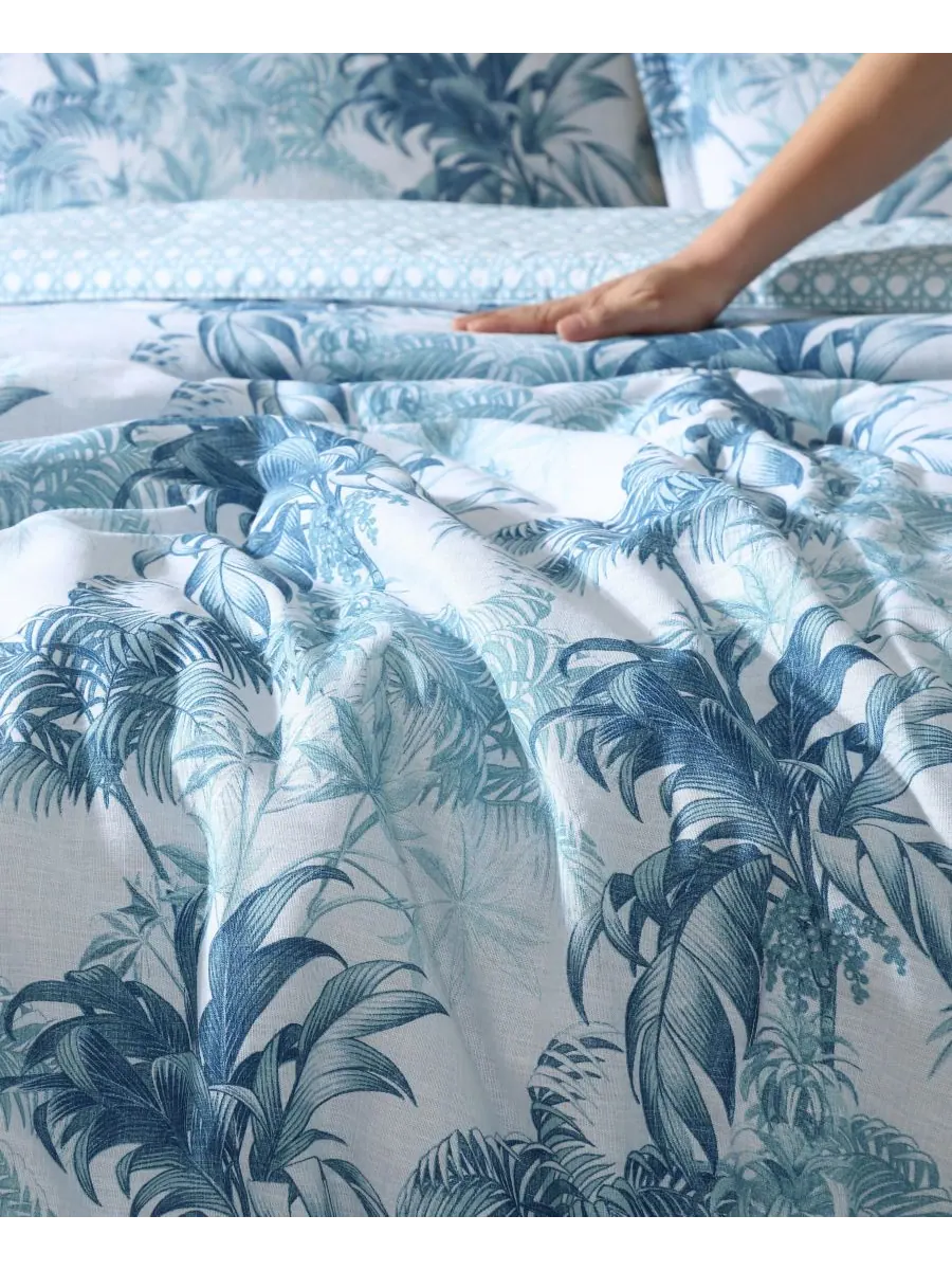 Комплект постельного белья Tommy Bahama Legacy Palms, 3 предмета, двусторонний, размер Full/Queen — изображение 7 из 9, синий