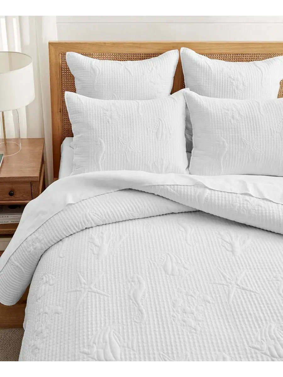 Наволочка Cross Stitch Sea Euro Sham Levtex Home — изображение 2 из 4, белый